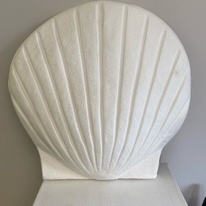 16.25” x 17” Paper Mache Clam Shell